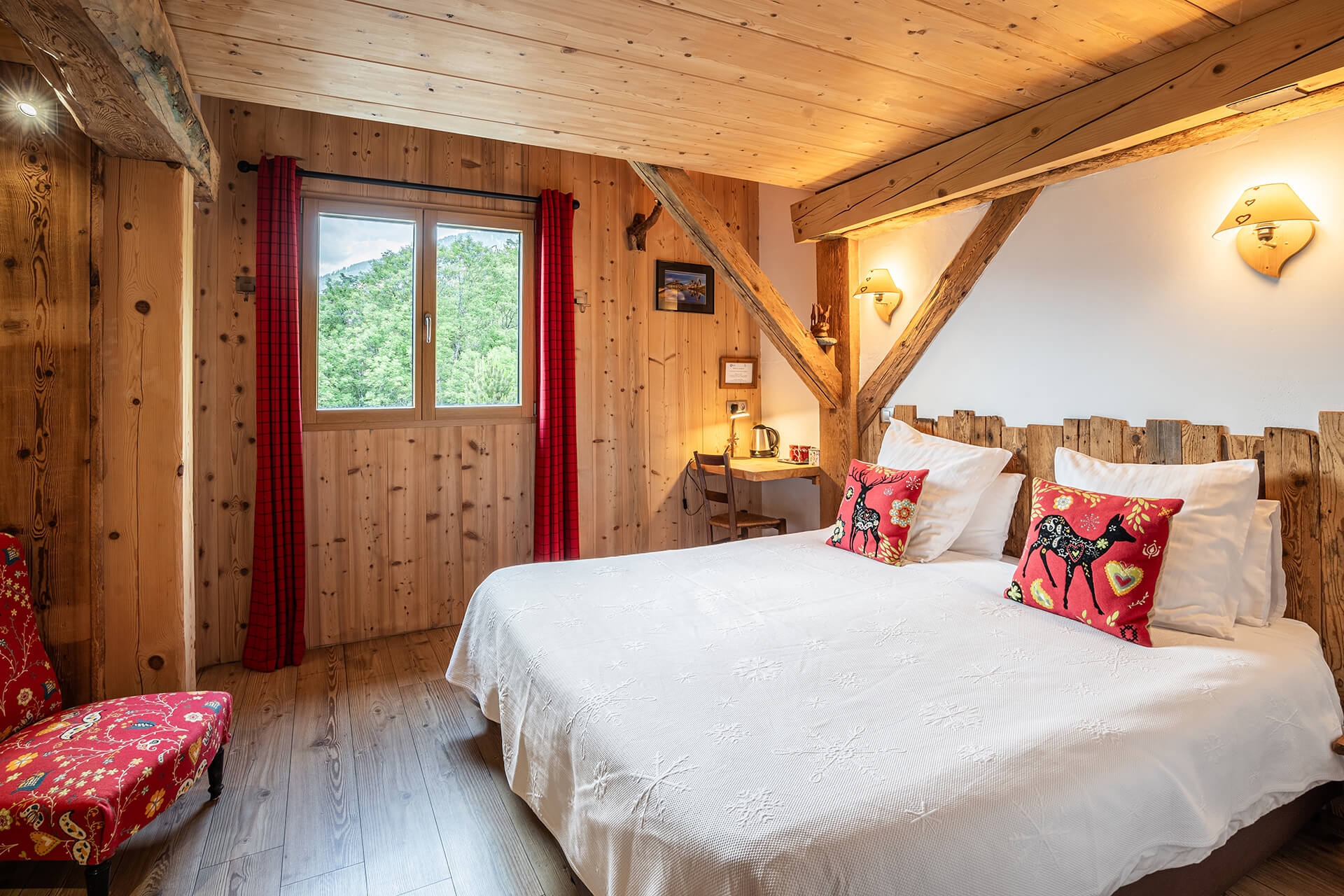 Chambre La Grange de mon Père - @ Savoie Mont Blanc / Anna Ivanova